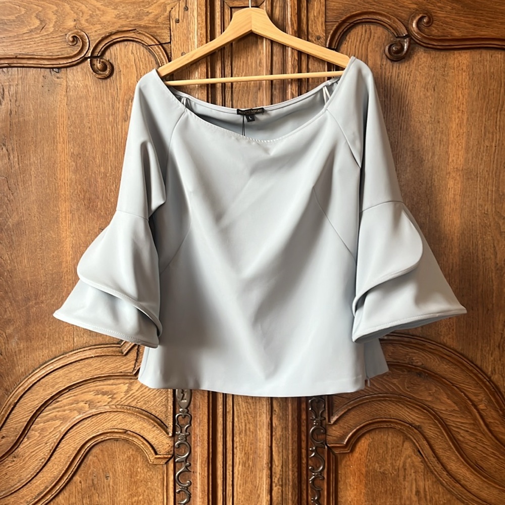 NWT Alberto Makali Statement Sleeve Top in Powder Blue Size Large - Picture 9 of 14